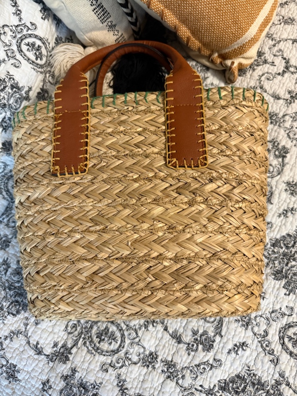 Universal Thread Natural Straw Tote with Brown Handles and Green Trim Like New ! - Picture 7 of 11